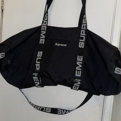 Large Supreme Duffle Bag