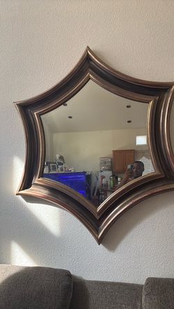 Big star mirror