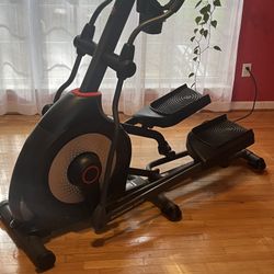 Schwinn 470 Elliptical