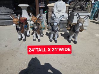 CONCRETE CEMENT BURRO DONKEY STATUES 🫏 $120 EACH