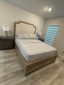 Queen Bed