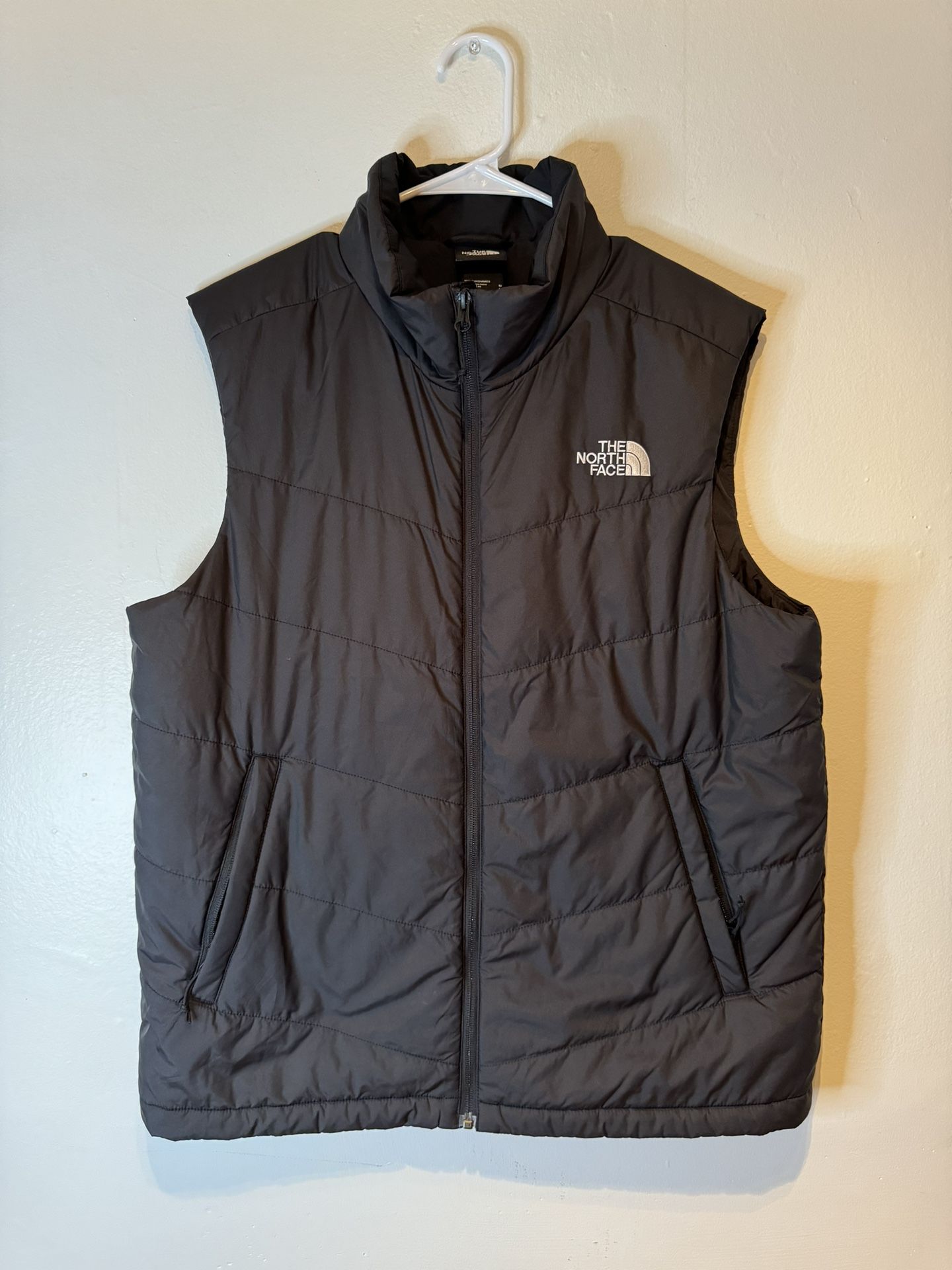 The North Face Men's Size M Junction Insulated Vest Puffer Jacket - Black
