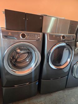 Electrolux Washer and Dryer Gas.
