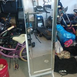 Standing Mirror W/jewelry and Makeup  Storage 