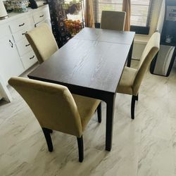 Dining Table With Chairs 