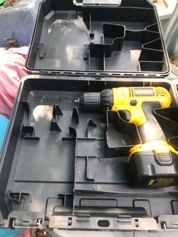 Nice to watch drill needs charger only $25