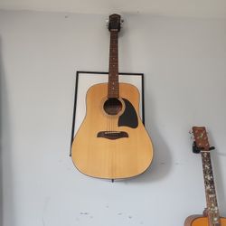 Acustic Guitar