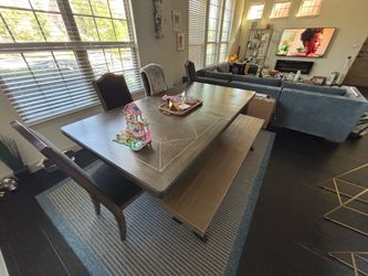 Dining room set