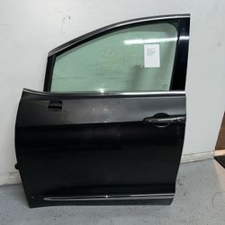 Passenger Right Front Door Laminated Glass 17-23 CHRYSLER PACIFICA PAU PAINT COD