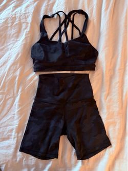 Lululemon black camo set (small)