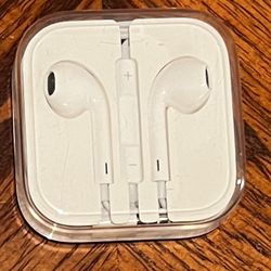 Apple Ear Pods Headphones