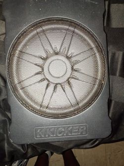 10"Kicker Subwoofer w/ Built In Amp