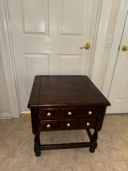 ETHAN ALLEN Antiqued Pine Old Tavern Rustic Americana 25" Square Two Drawer Accent End Table