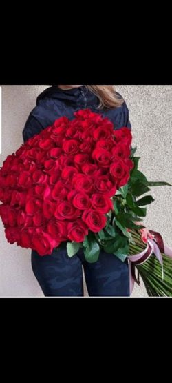 Prudent Purchase Mothers Day Rose Bouquets/ Dia De Las Madres Rosas  Buchones Special for Sale in Houston, TX - OfferUp, papel para ramos de  flores buchones lv