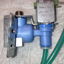 Frigidaire (OEM) FfTR1814TW(G) Freezer/Fridge Water Inlet Valve