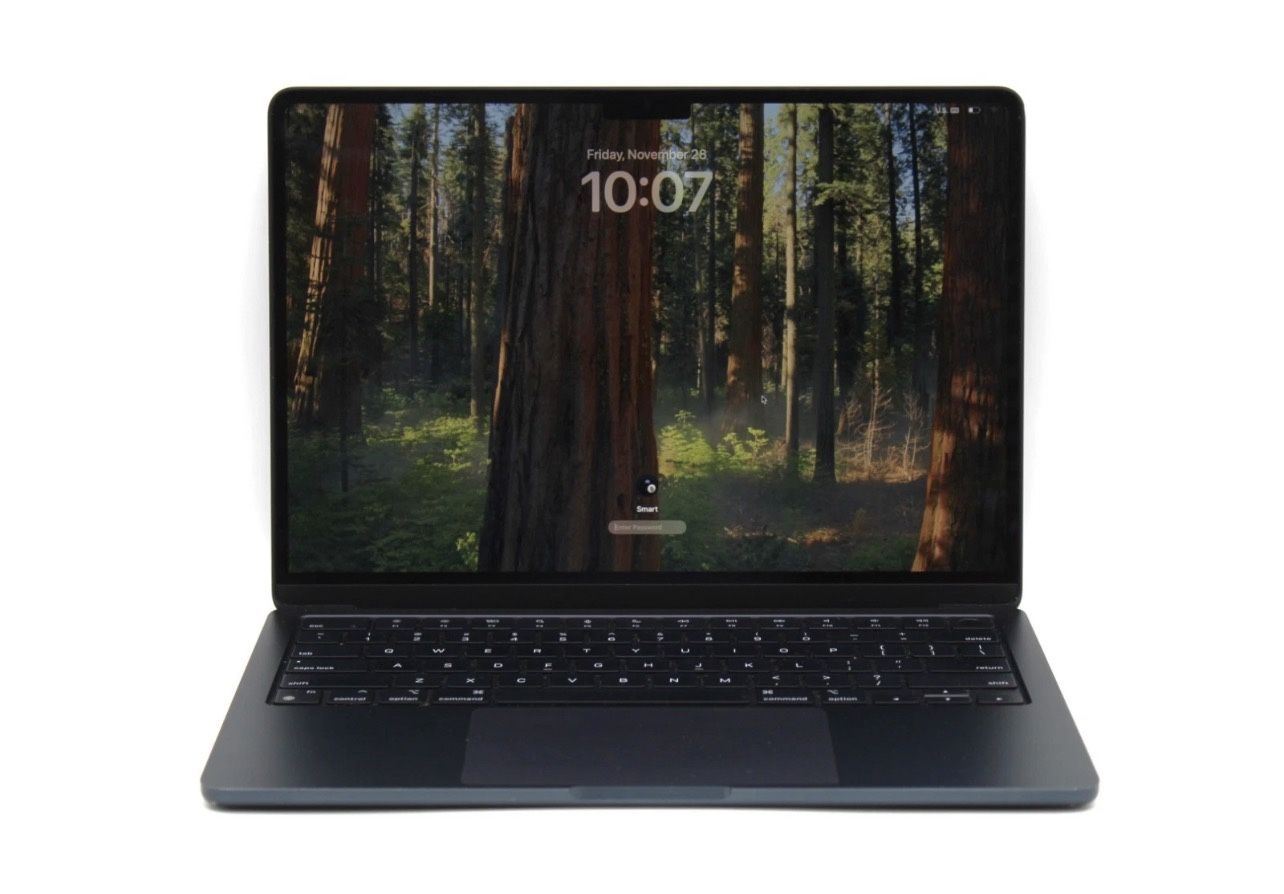 Apple MacBook Air A2681 13.6" 256GB SSD M2 8GB Laptop Midnight MLY33LL/A 2022