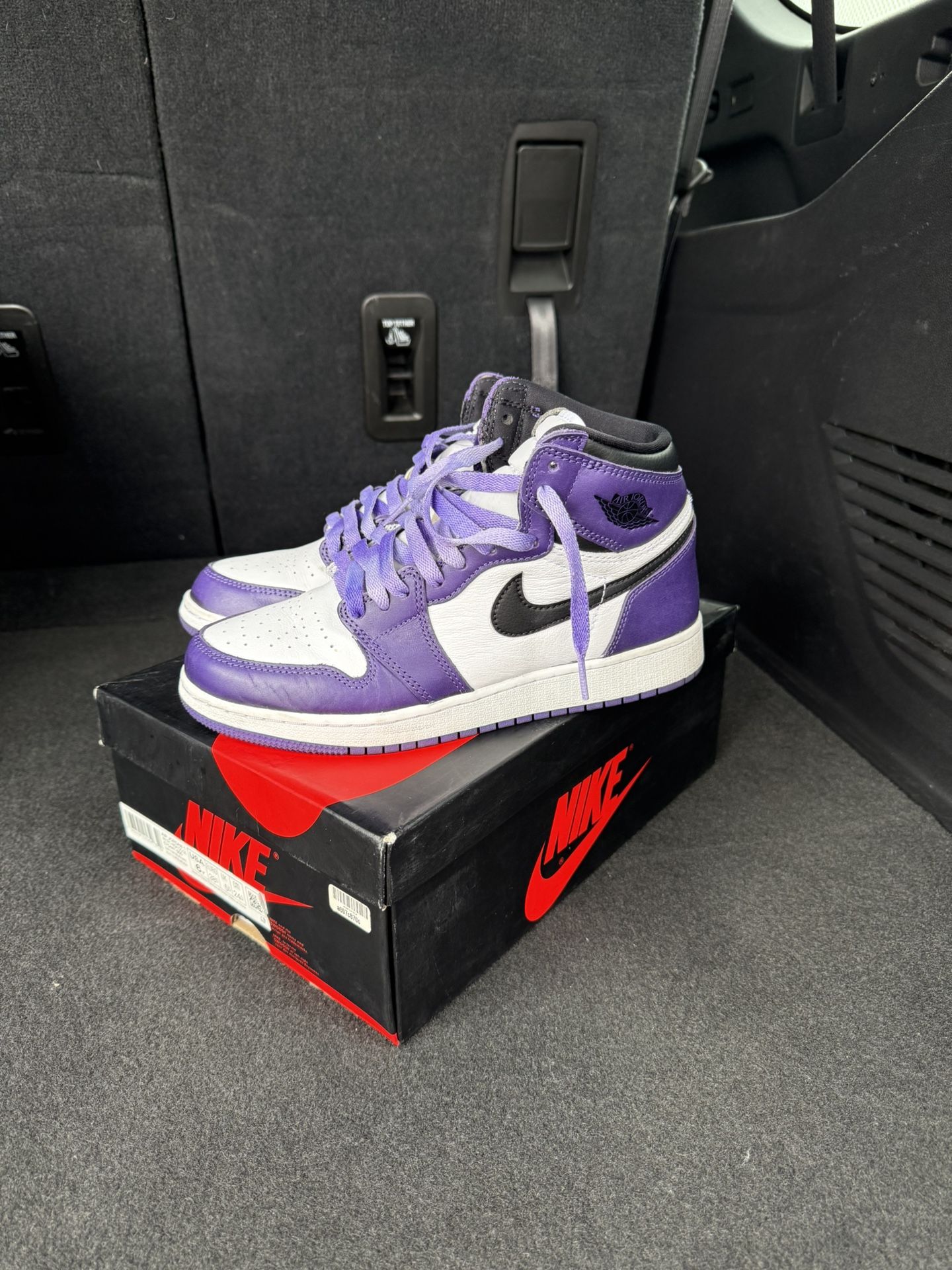 Court Purple Jordan 1