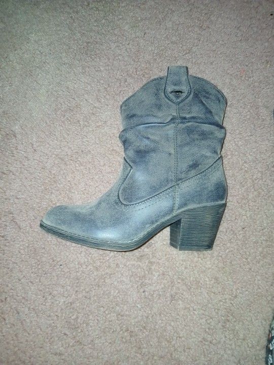 Women's Boots