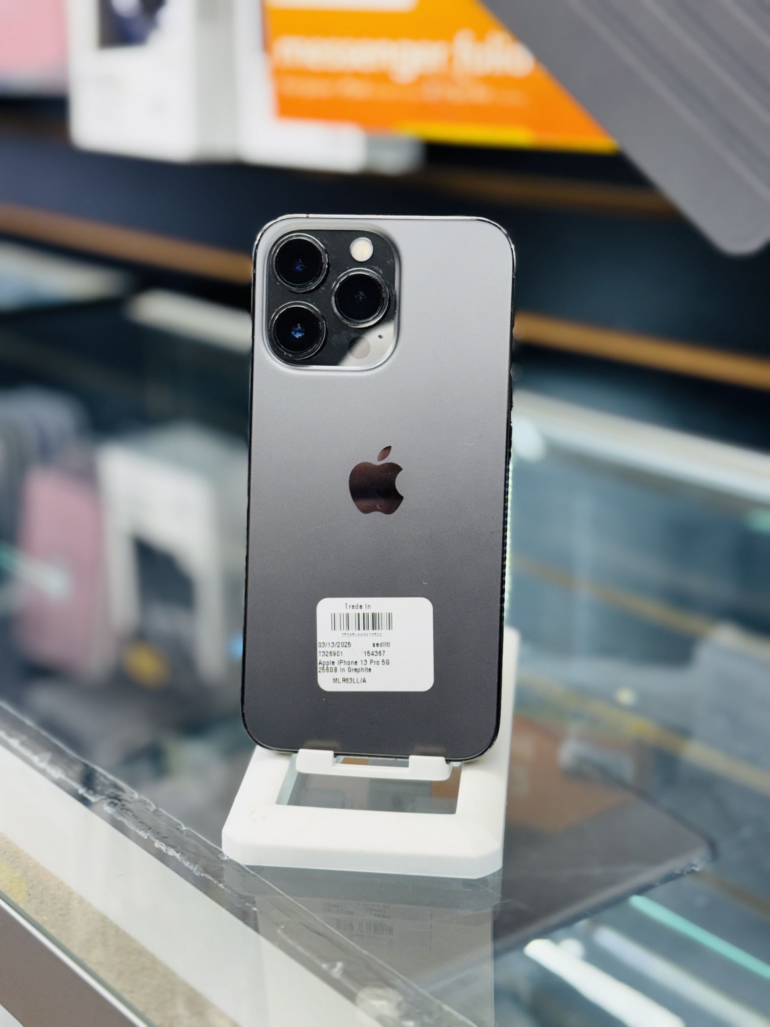 iPhone 13 Pro 256gb (Factory Unlocked)