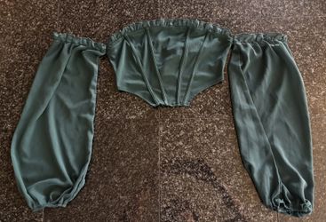 Women’s Off The Shoulder Crop Top