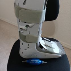 Medical Boot By Aircast Size (M) 