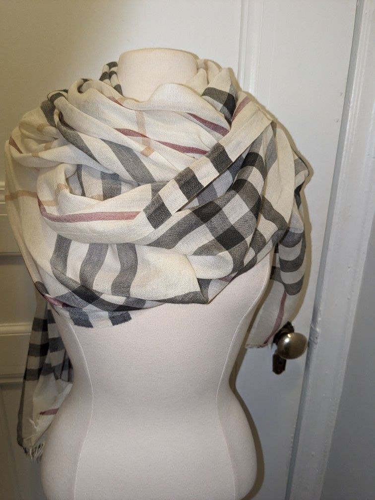  Authentic Burberry Large Check Silk Gauze Scarf Perfect Condition 