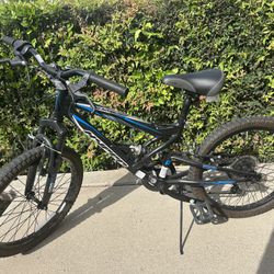 Shimano Boys Hyper Shocker Bike