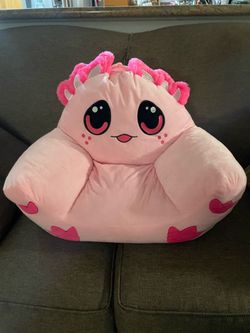Axolotl plushie chair