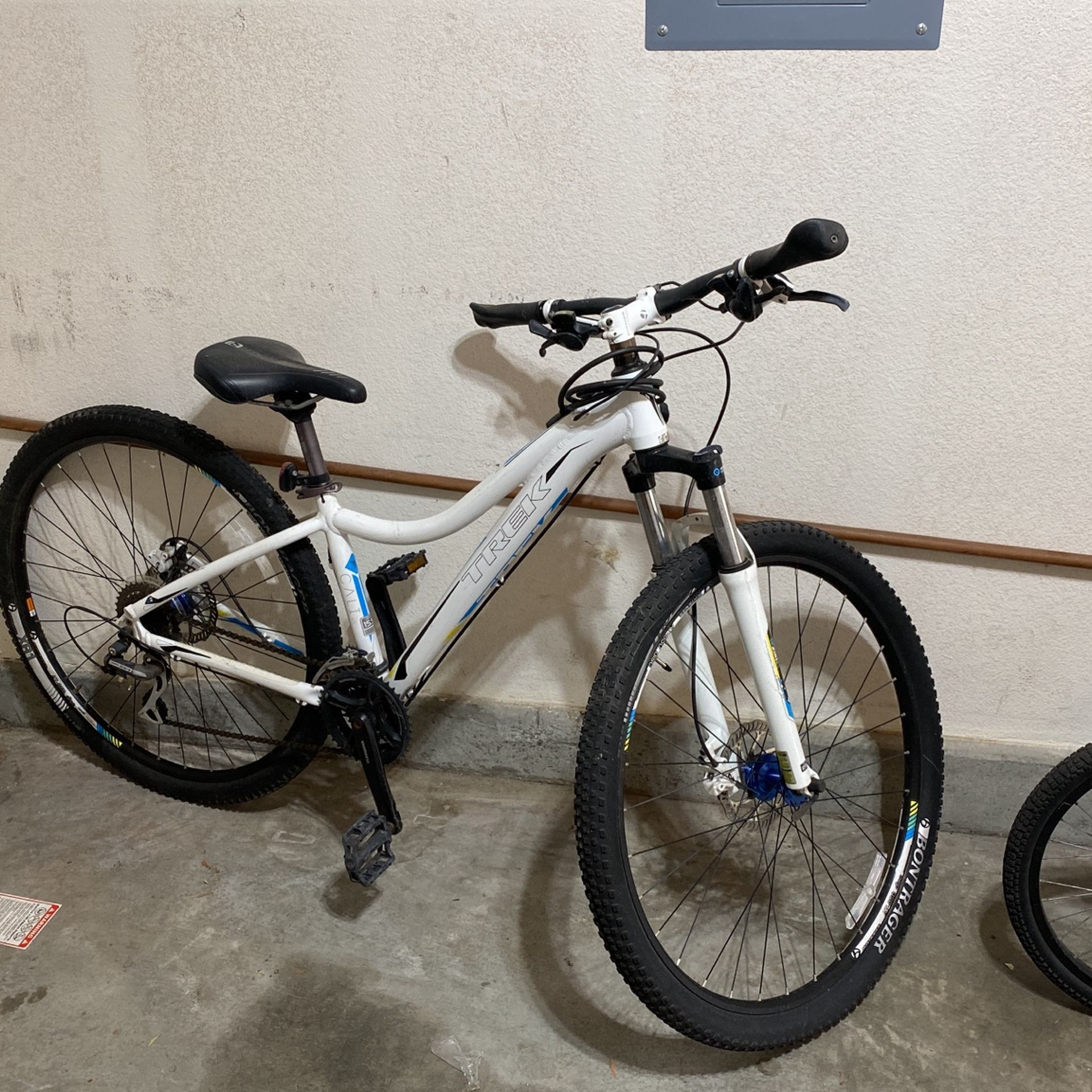 Trek Cali 15” Bike