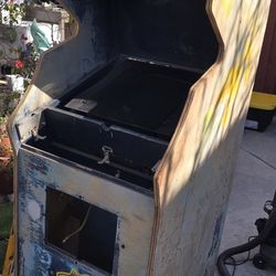 FREE REMOVAL OF OLD VIDEO GAMES OR CASH OFFER