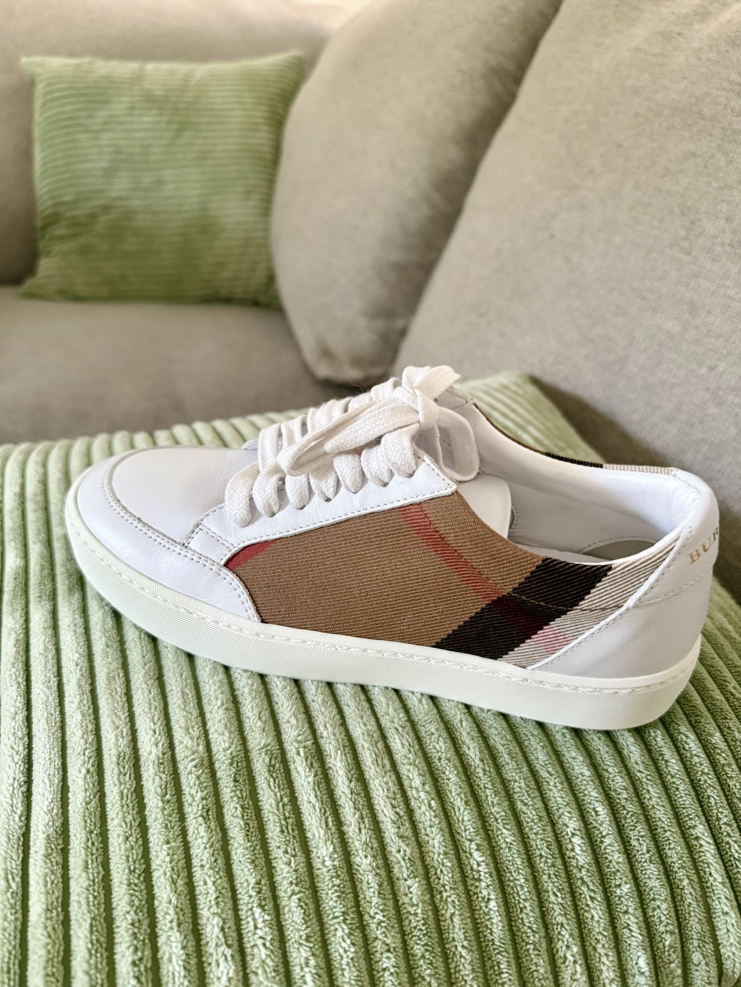 Vintage shoe