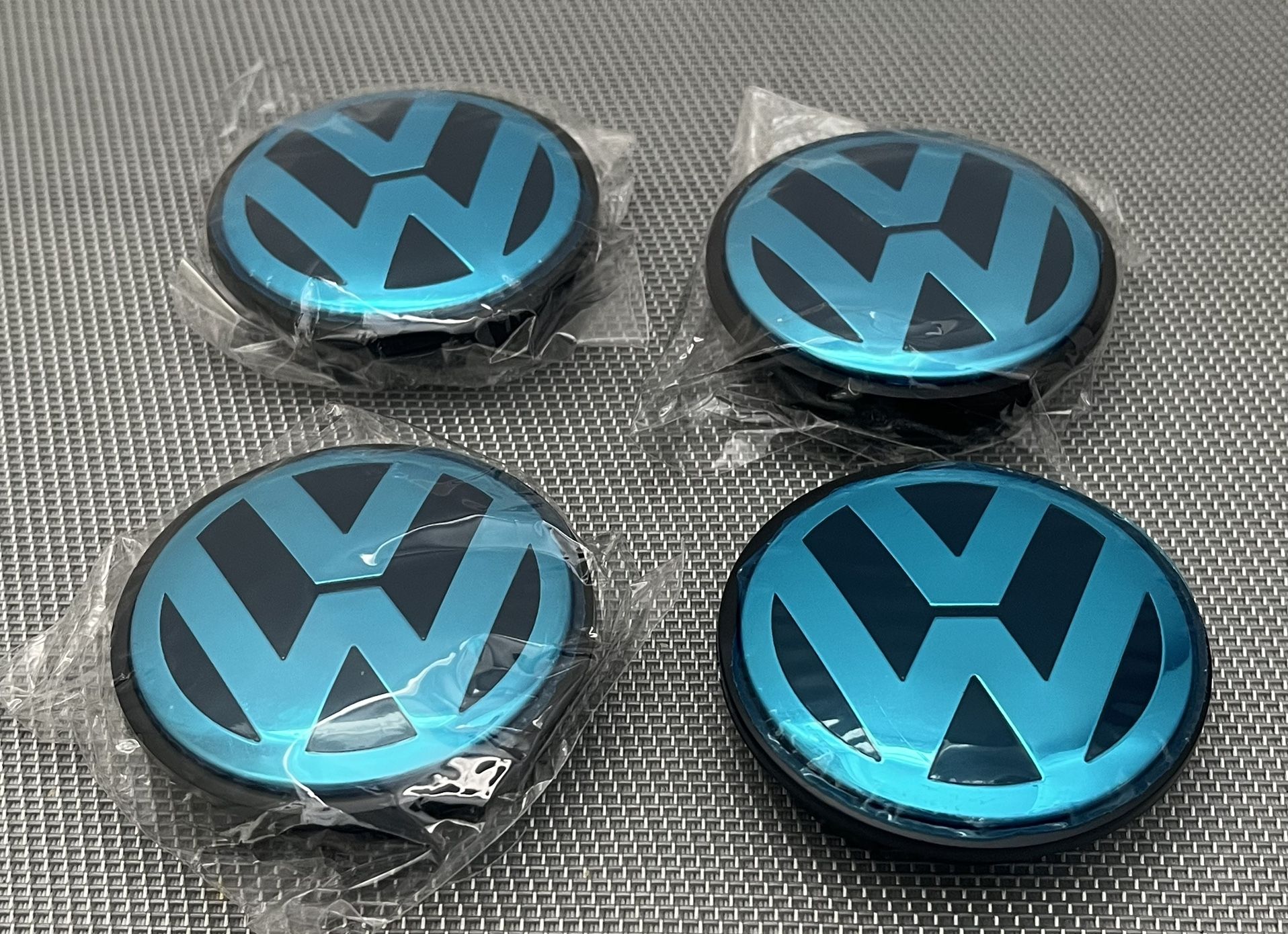 VW center wheel caps. Passat, beetle, jetta, golf, touareg…