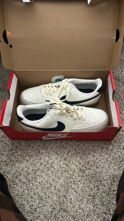 Men's Nike Court Vision Low Sneakers