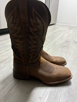 Men’s ariat cowboy boots