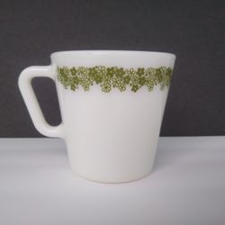 Pyrex Cinderella Pattern Mug