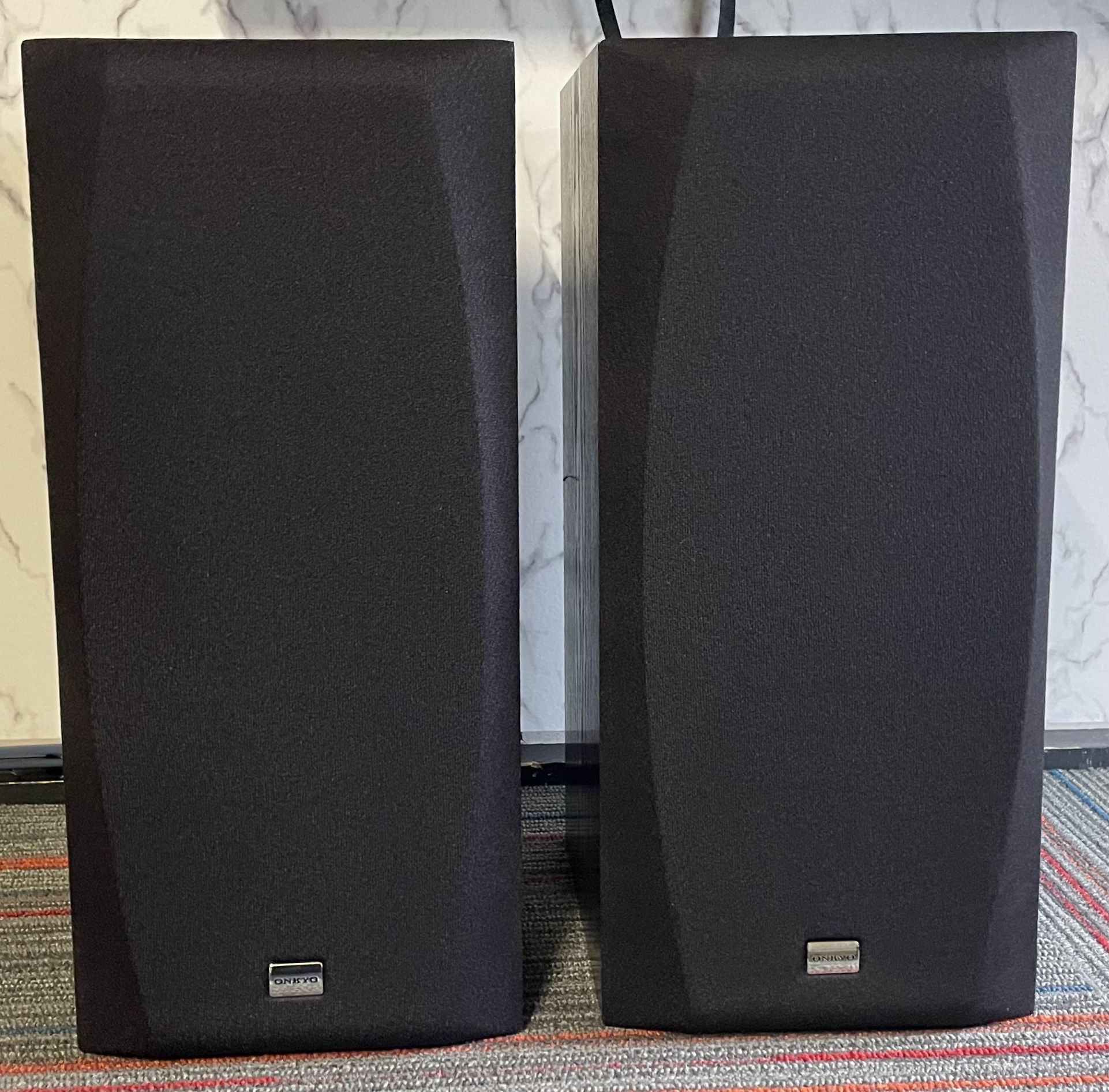 Onkyo SKF-100 5 1/4” MTM 100 Watt Speakers 