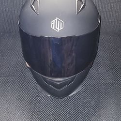 MOTORCYCLE HELMET 