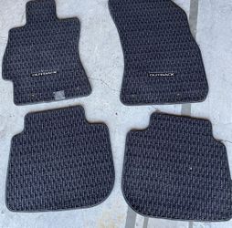 Original Subaru Carpeted Floor Mats 