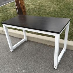 Free desk