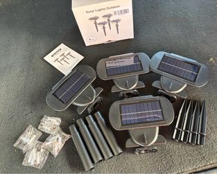 Outdoor Solar Spot Lights (4-Pack)