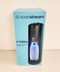 NEW SodaStream E-Terra Sparkling Water Maker with CO2 and Carbonating Bottle Black