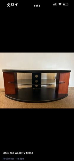 Black and Wood TV Stand