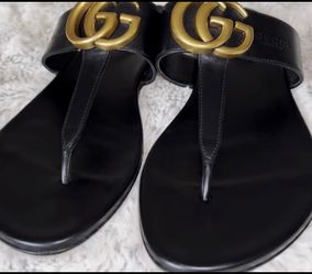 $95OBO Authentic Gucci Leather Thong Sandals with Double G