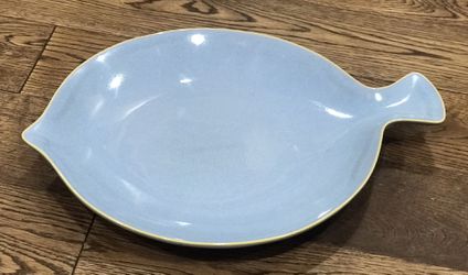 NEW Food Network "COAST" Stoneware Blue Dinner Dish / Plate Retail Value $13
