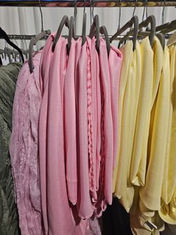 Pink 120" Round Polyester Linens