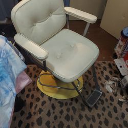 Belvedere Barber Chair 