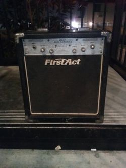 First Act MA215 BASS AMPLIFIER