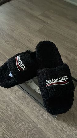 Balinciaga slides