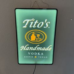 Tito Vodka Neon Light 