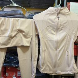 Light Pink LULULEMON LEGGINGS SET